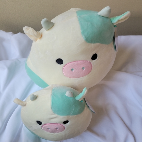 Belana The Cow Squishmallow Bundle - Picture 8 of 11